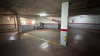 Garaje en venta en Sant Pere en Terrassa
