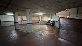Garaje en venta en Sant Pere en Terrassa
