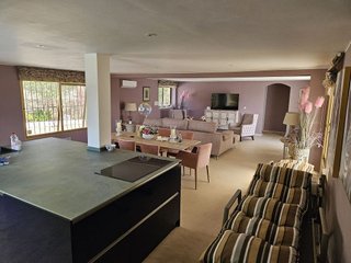 Chalet en venta en Calaburra - Chaparral en Mijas