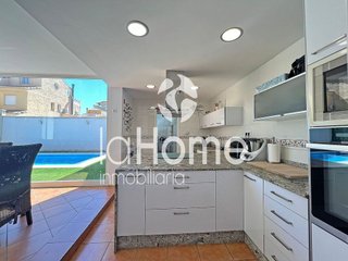 Casa pareada en venta en La Conarda en Pobla de Vallbona (la)