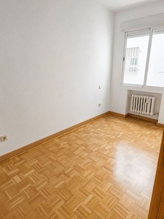 Piso en alquiler en Colina en Madrid