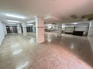 Local comercial en venta en Crevillent
