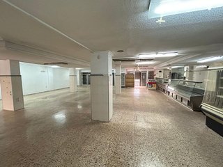 Local comercial en venta en Crevillent