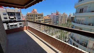 Piso en venta en Centro en Alicante