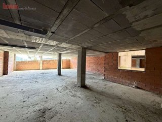 Local comercial en venta en Sarria