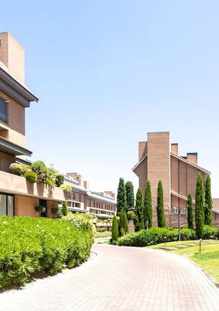 Ático en alquiler en La Finca en Pozuelo de Alarcón