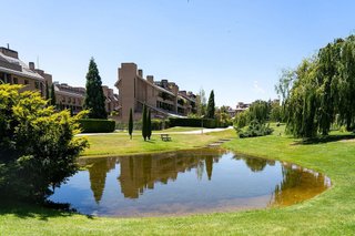 Ático en alquiler en La Finca en Pozuelo de Alarcón