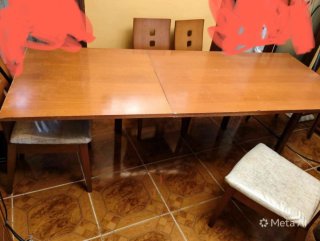 Mesa y 6 sillas de comedor