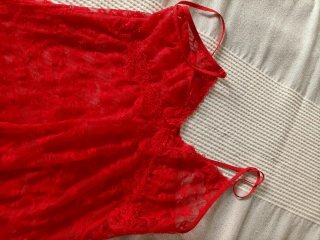Lingerie rossa in pizzo