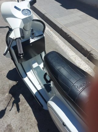 Vespa PKS 125cc Blanca
