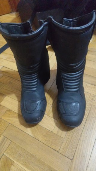 Chaqueta y pantalón de moto
