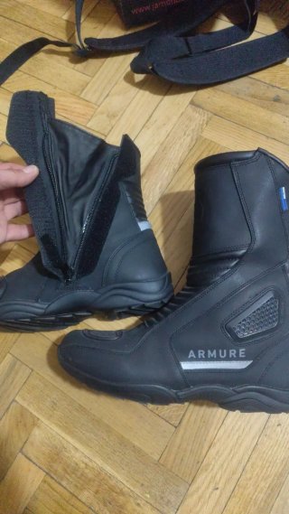Chaqueta y pantalón de moto