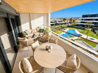 Piso en alquiler en La Siesta - El Salado - Torreta en Torrevieja