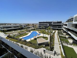 Piso en alquiler en La Siesta - El Salado - Torreta en Torrevieja