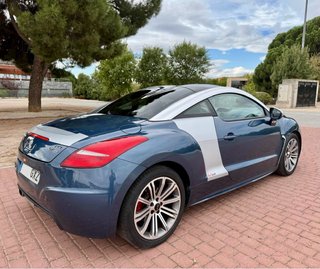 Peugeot RCZ 2010