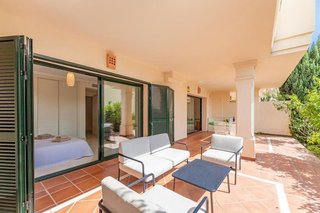Piso en alquiler en Nueva Andalucía centro en Marbella