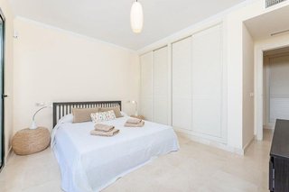 Piso en alquiler en Nueva Andalucía centro en Marbella