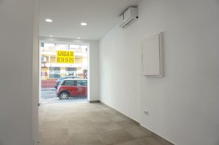 Local comercial en alquiler en Los Remedios en Sevilla