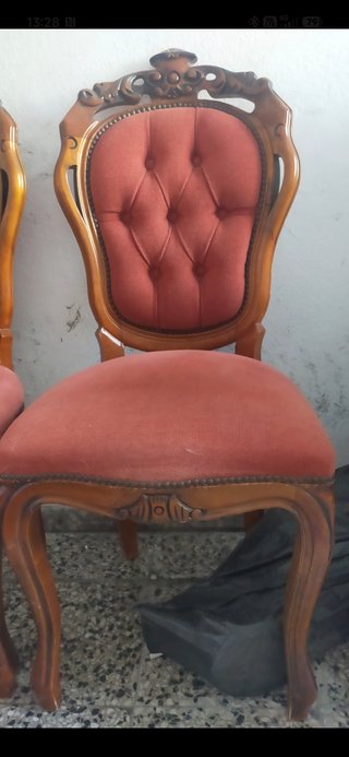4 Sillas Isabelinas Nogal Tapizadas