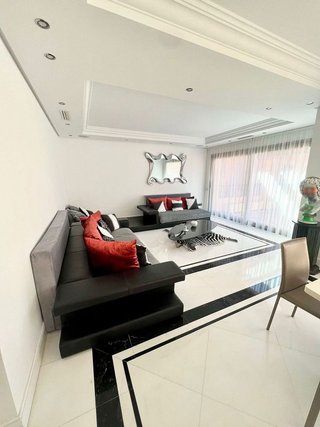 Piso en alquiler en Puerto Banús en Marbella