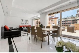 Piso en alquiler en Puerto Banús en Marbella