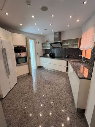 Piso en alquiler en Puerto Banús en Marbella