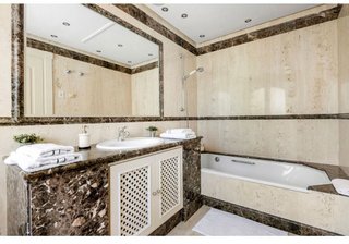 Piso en alquiler en Puerto Banús en Marbella