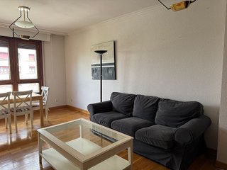 Piso en alquiler en Ermitagaña - Mendebaldea en Pamplona