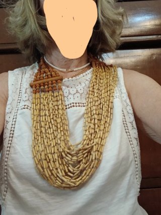 Collana etnica multifilo legno e perline