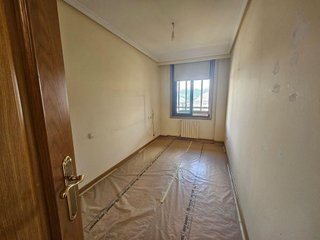 Piso en alquiler en Universidad en Ourense