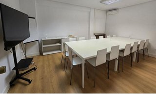 Oficina en alquiler en Castillejos en Madrid
