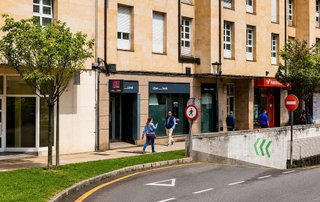 Local comercial en venta en El Llano en Gijón