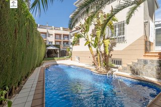 Chalet en venta en Gójar