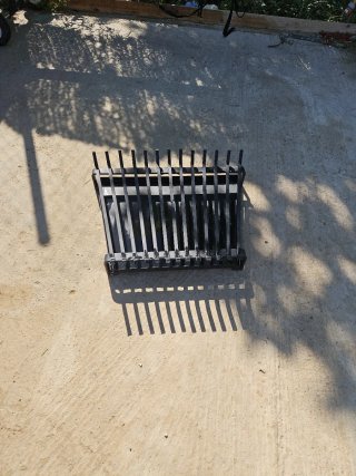 Parrilla para chimenea de metal