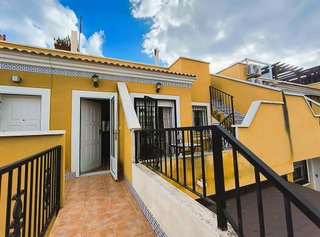 Chalet en venta en Los Arenales del Sol en Elche