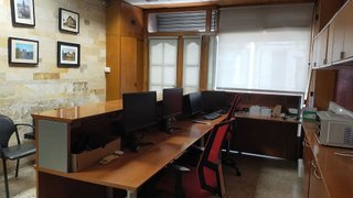 Local comercial en alquiler en Centre en Hospitalet de Llobregat, L´