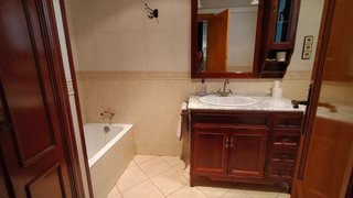 Local comercial en alquiler en Centre en Hospitalet de Llobregat, L´