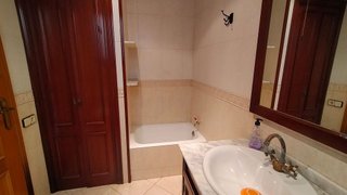 Local comercial en alquiler en Centre en Hospitalet de Llobregat, L´
