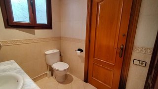 Local comercial en alquiler en Centre en Hospitalet de Llobregat, L´