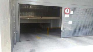 Garaje en venta en Ensanche de Vallecas - Valdecarros en Madrid