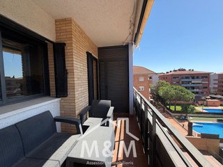 Ático en alquiler en El Castell-Poble Vell en Castelldefels