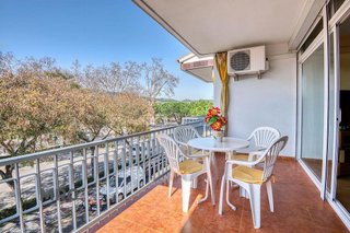 Piso en venta en Platja Llarga en Castell-Platja d´Aro