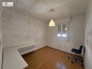Piso en alquiler en Los Remedios en Sevilla