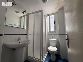 Piso en alquiler en Los Remedios en Sevilla
