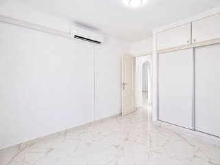 Casa adosada en alquiler en La Siesta - El Salado - Torreta en Torrevieja