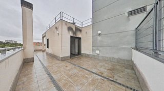 Piso en venta en San Fermín en Madrid