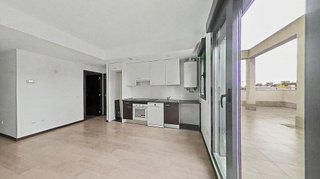 Piso en venta en San Fermín en Madrid
