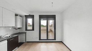 Piso en venta en San Fermín en Madrid
