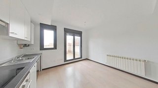 Piso en venta en San Fermín en Madrid