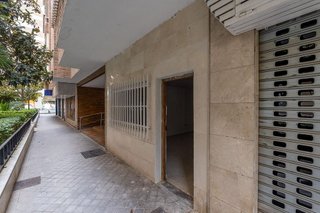 Local comercial en alquiler en Cervantes en Granada